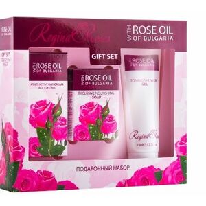Biofresh Regina Roses Darčekový set s ružovým olejom pre ženy - denný krém, mydlo a sprchový gél 3 ks vyobraziť