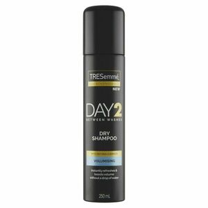 TreSemmé Day2 Volumising Suchý šampon na vlasy 250 ml vyobraziť